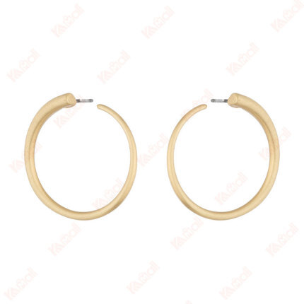quality fashionable matte gold earrings